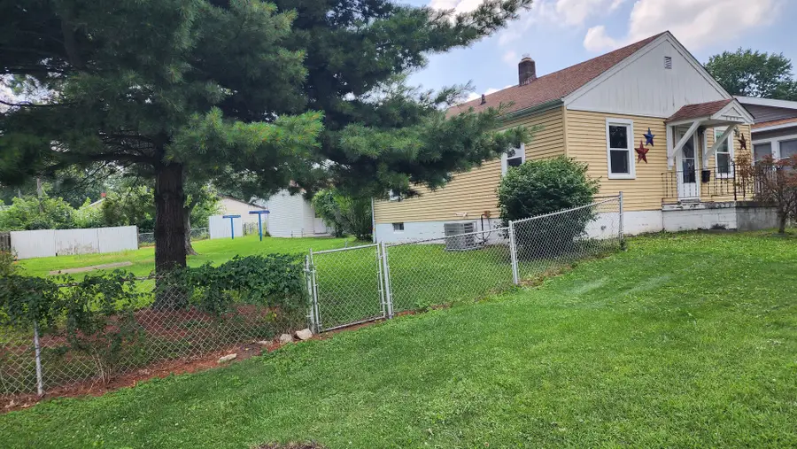 2409 E Main Street, Decatur, IL 62521 - #2