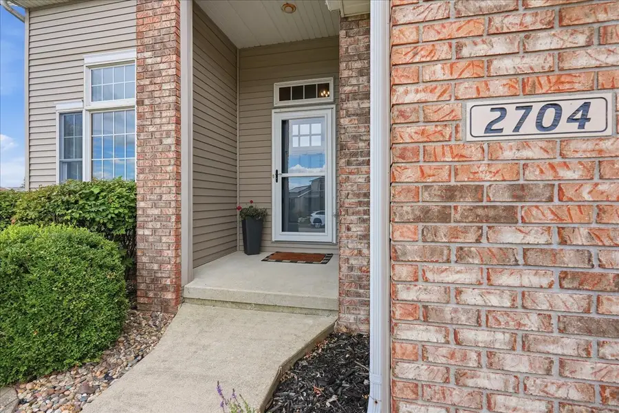 2704 Stratmoor Drive, Bloomington, IL 61705 - #3