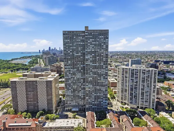 655 W Irving Park Road #1704, Chicago, IL 60613