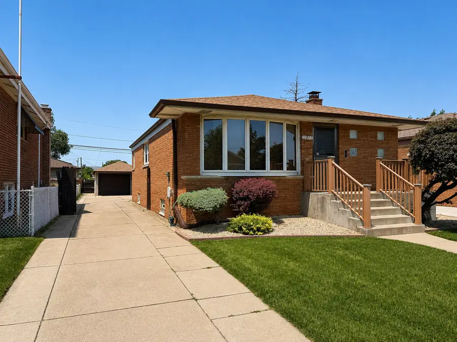 12852 S Manistee Avenue, Chicago, IL 60633 - #2