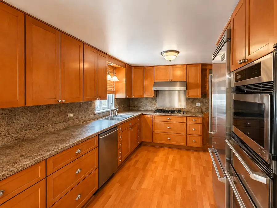 12852 S Manistee Avenue, Chicago, IL 60633 - #3