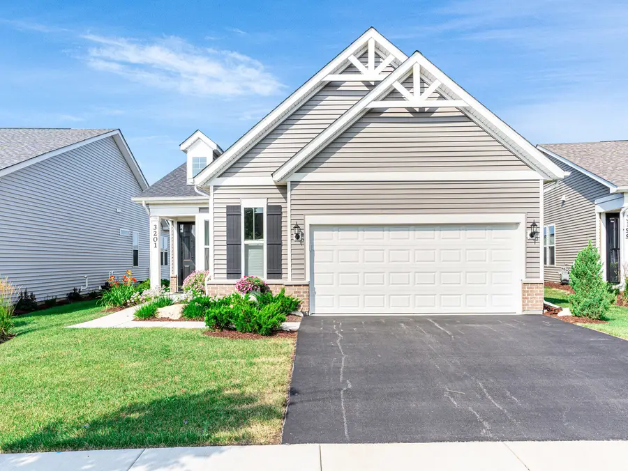 3201 Dove Mountain Drive, Aurora, IL 60503 - #2