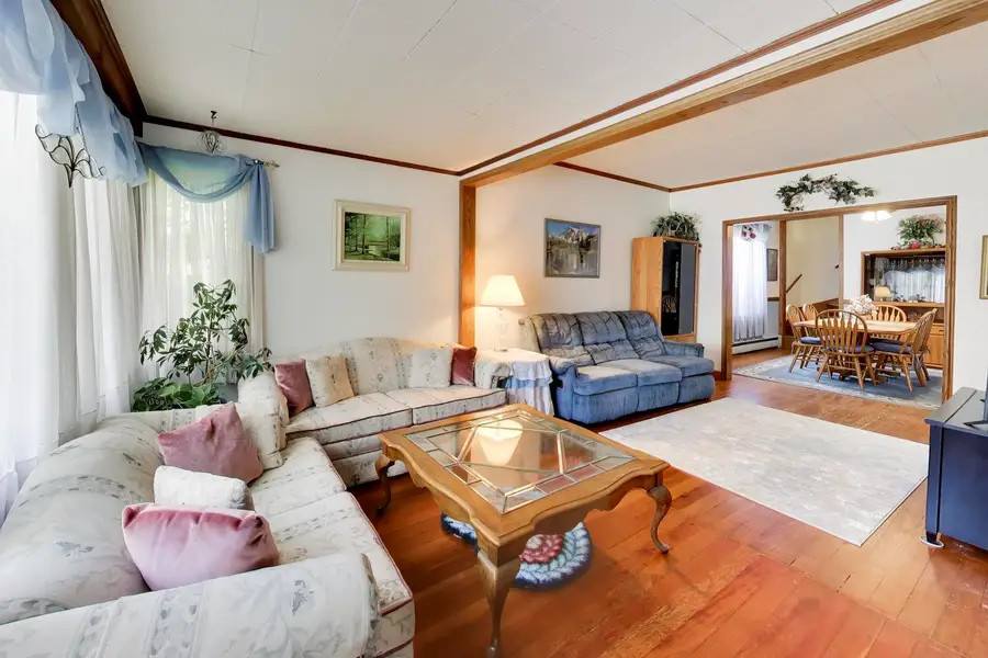 671 S 5th Avenue, Des Plaines, IL 60016 - #3