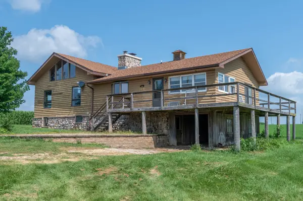 3237 W Wilderness Road, Oregon, IL 61061