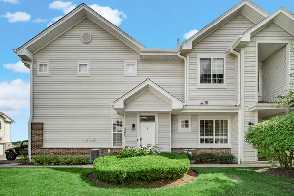 565 Blue Springs Drive, Fox Lake, IL 60020