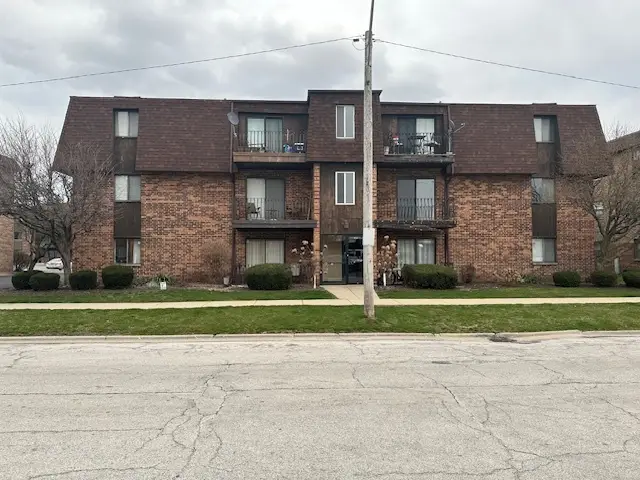 14525 S Manistee Avenue #2B, Burnham, IL 60633 - #1