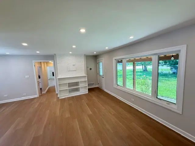 7141 Wolf Road, Indian Head Park, IL 60525 - #2