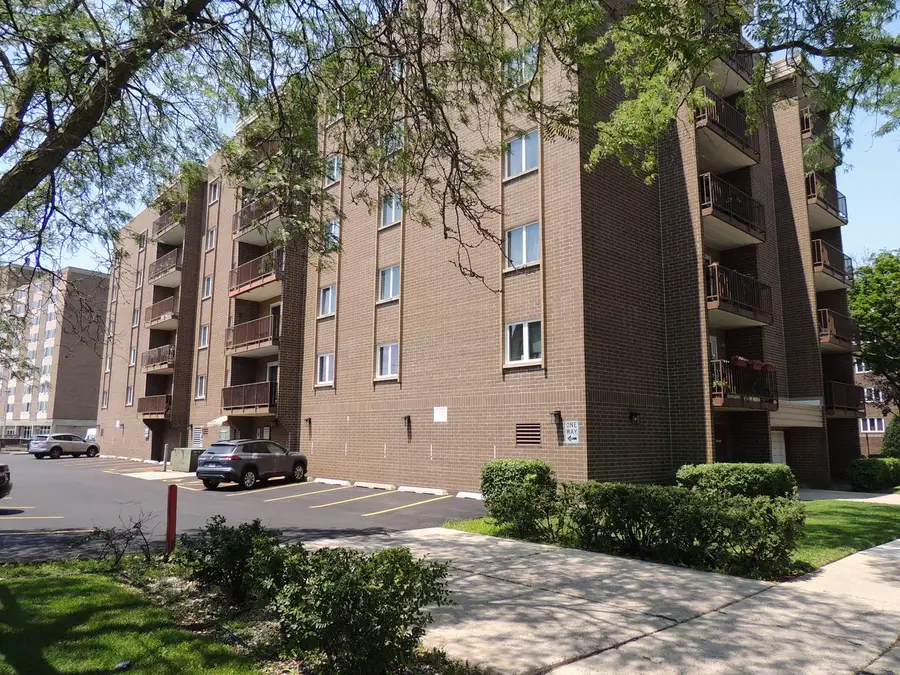 1365 Ashland Avenue #204, Des Plaines, IL 60016 - #3