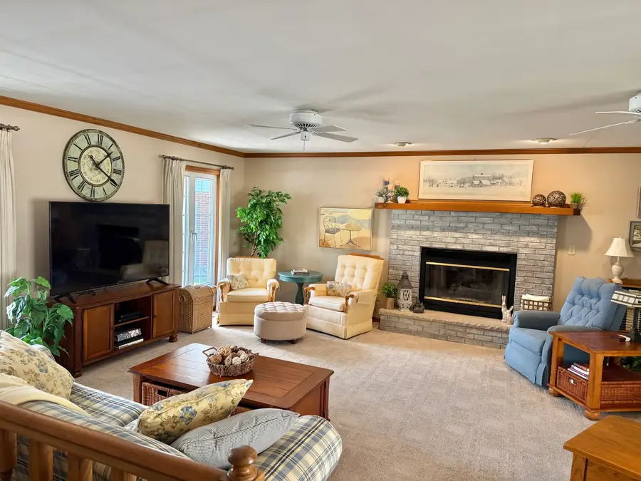 1191 Holly Court, Bradley, IL 60915 - #2