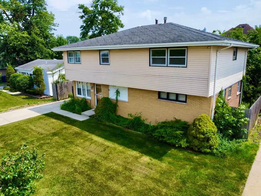 5711 W 87th Place, Oak Lawn, IL 60453 - #3