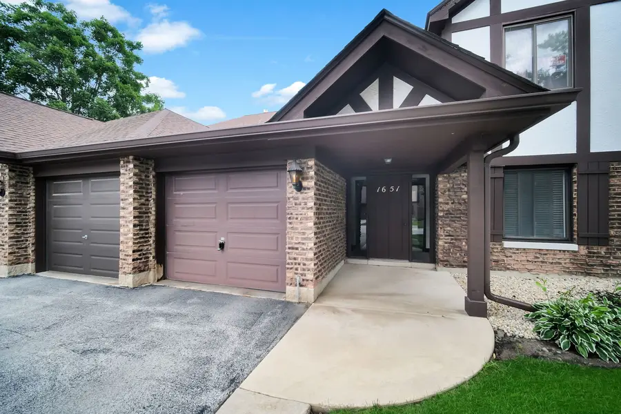 1651 Dover Court #A, Wheaton, IL 60189 - #2