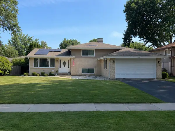 Address Withheld By Seller, Palatine, IL 60074
