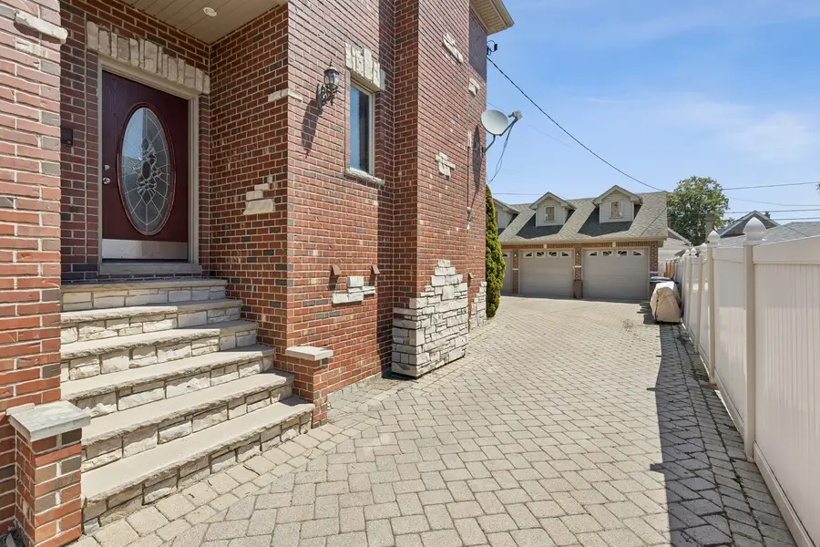 Address Withheld By Seller, Chicago, IL 60638 - #2