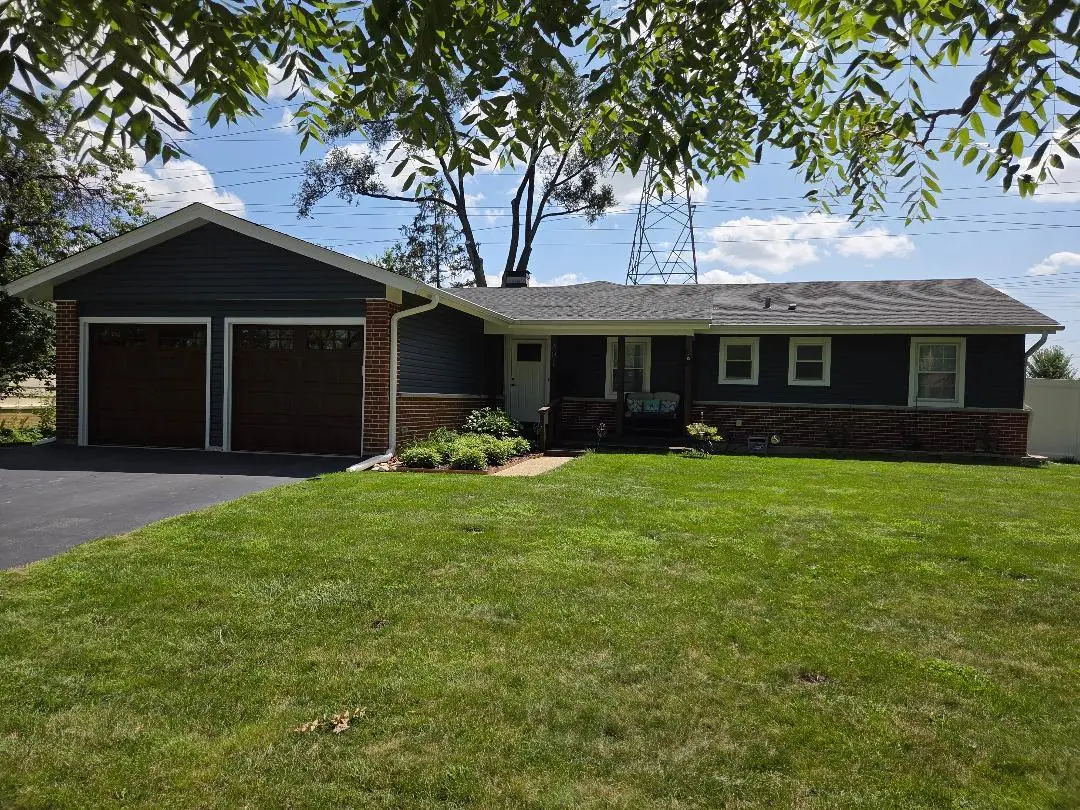 601 Walnut Lane, Elk Grove Village, IL 60007 - #1