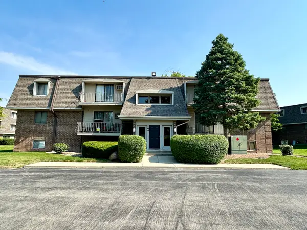264 E Bailey Road #H, Naperville, IL 60565