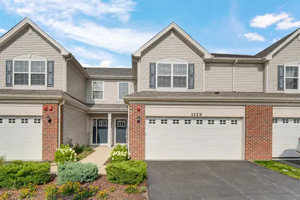 1129 Hawk Hollow Drive, Yorkville, IL 60560