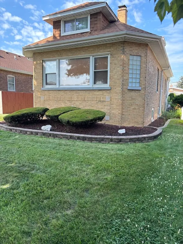 1604 N 21st Avenue, Melrose Park, IL 60160