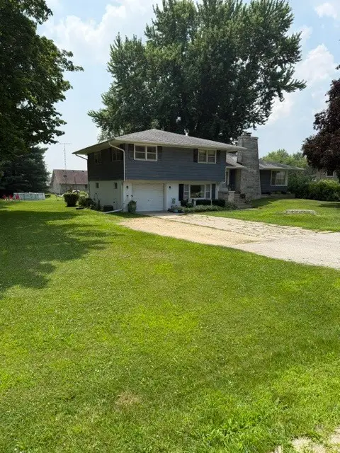 360 Swanson Road, Sycamore, IL 60178 - #2