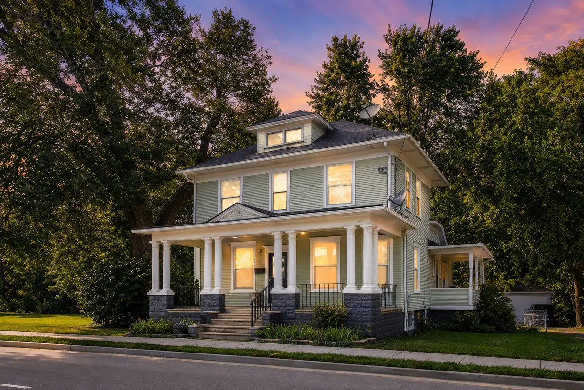422 Summit Street, Elgin, IL 60120 - #1