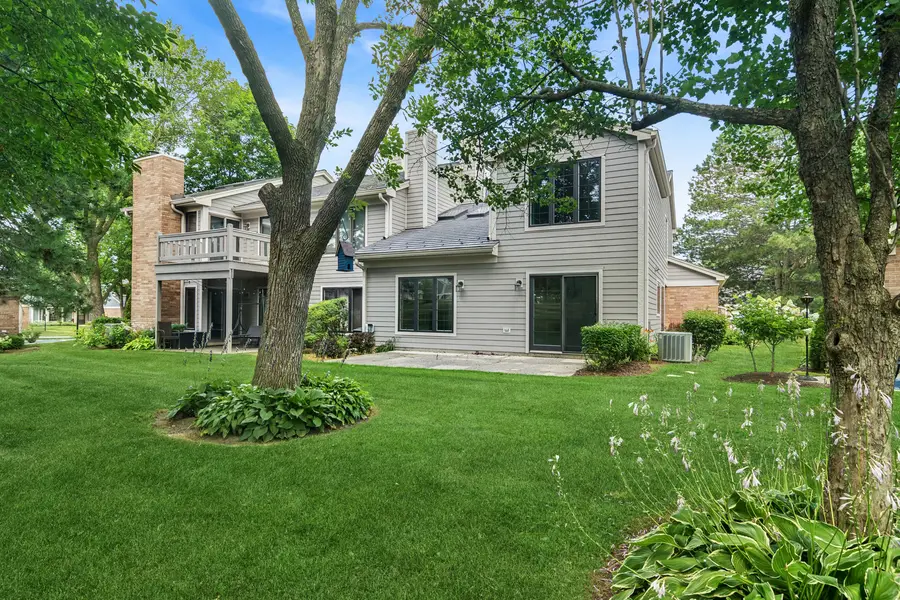 1422 James Court, Libertyville, IL 60048 - #3