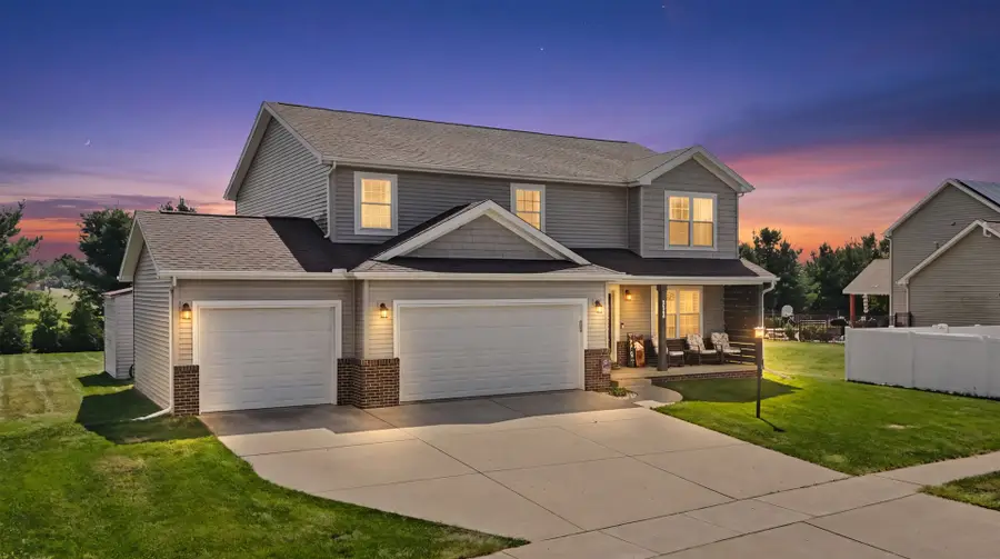1402 Railside Drive, Gibson City, IL 60936 - #2