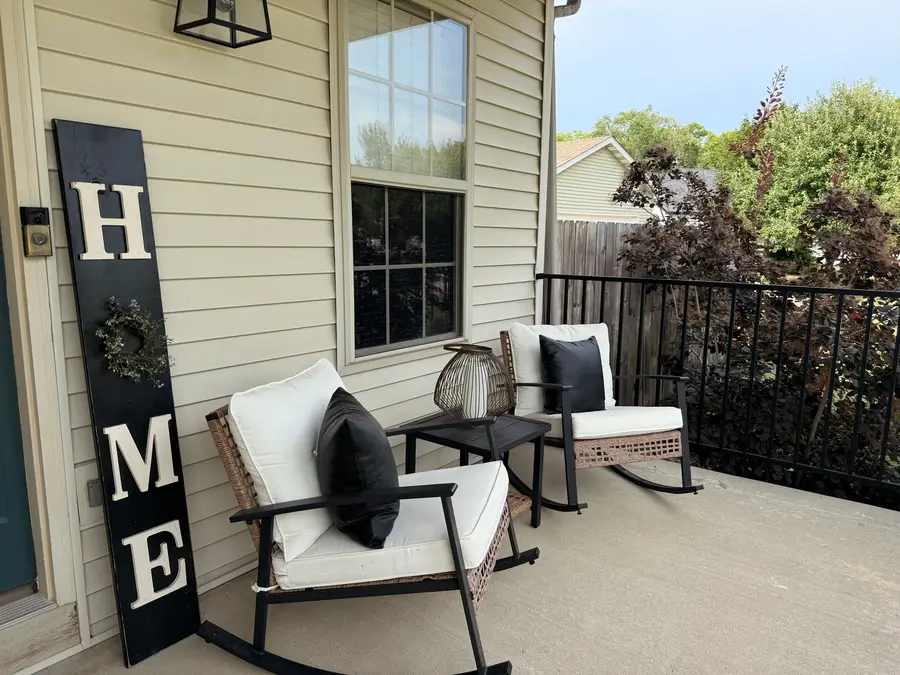 672 Country Squire Court, Morris, IL 60450 - #3