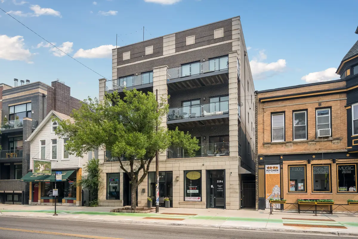 2104 W Belmont Avenue #2E, Chicago, IL 60618 - #1