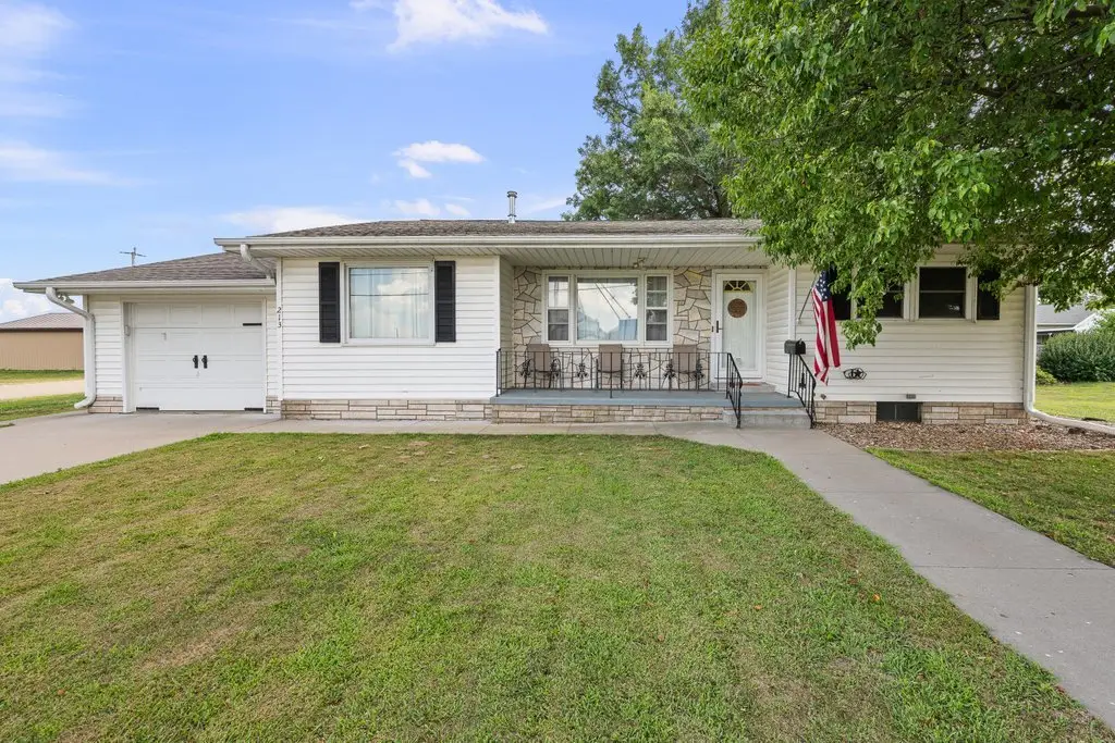 213 3rd Avenue, Low Moor, IA 52757 - #1
