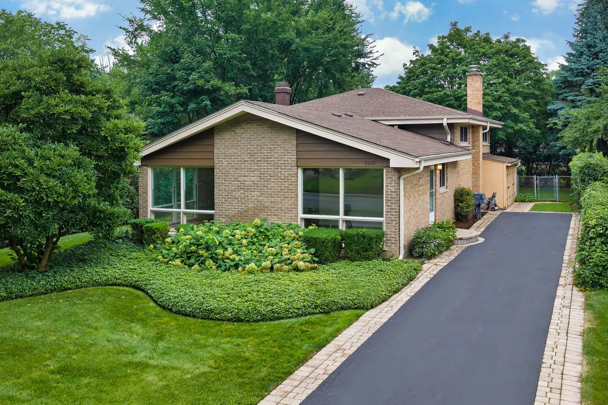 9255 Springfield Avenue, Evanston, IL 60203 - #1