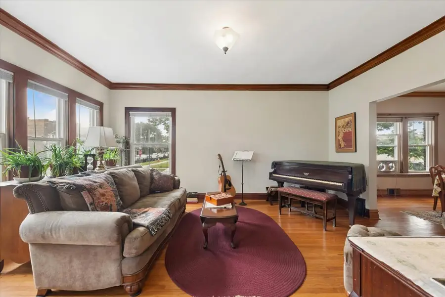 5058 W Barry Avenue, Chicago, IL 60641 - #3