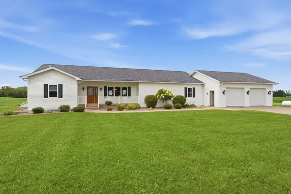 2127 75th Avenue, Aledo, IL 61231