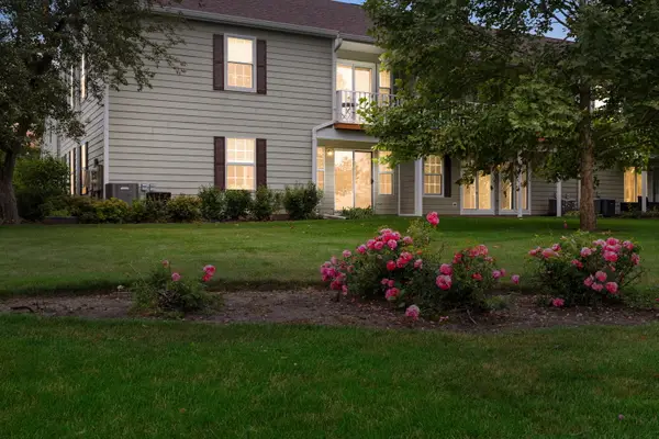 Address Withheld By Seller, Streamwood, IL 60107
