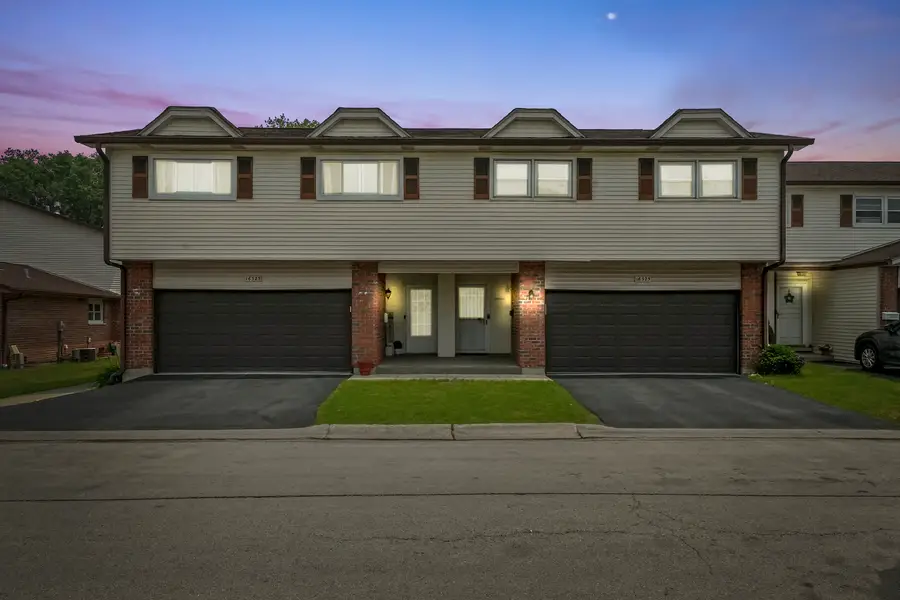 16323 Oxford Drive, Tinley Park, IL 60477 - #2