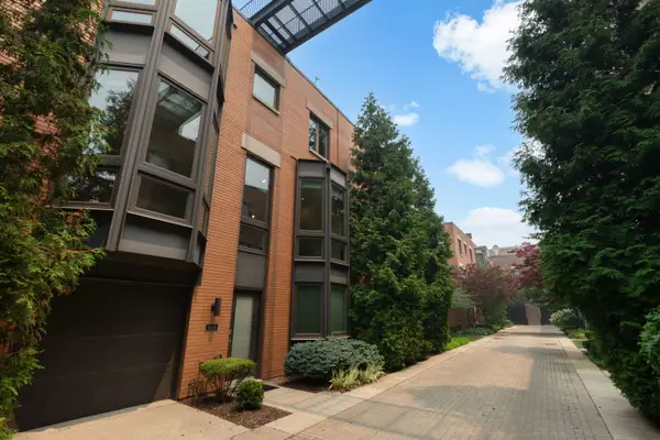 1441 N Cleveland Avenue #B, Chicago, IL 60610