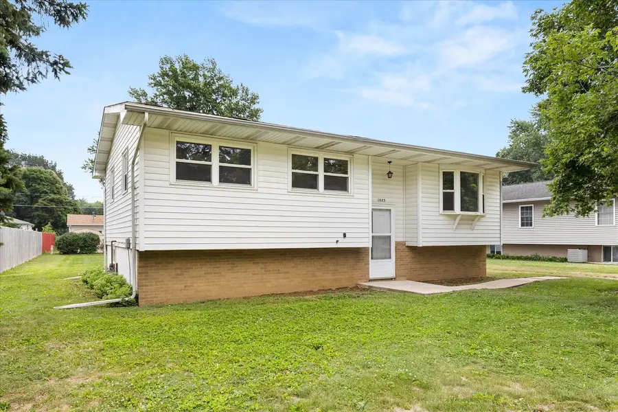 1803 Wright Street, Streator, IL 61364 - #2