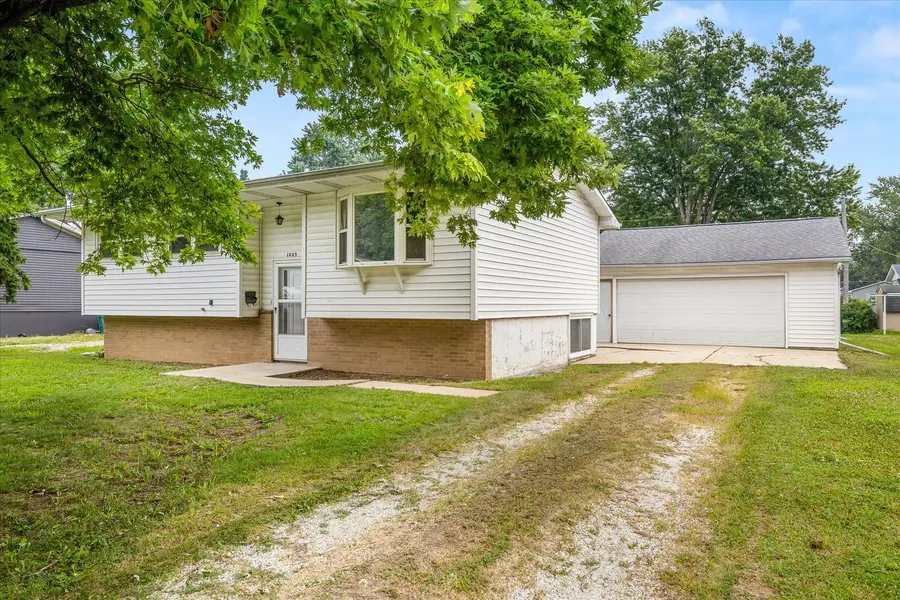 1803 Wright Street, Streator, IL 61364 - #3