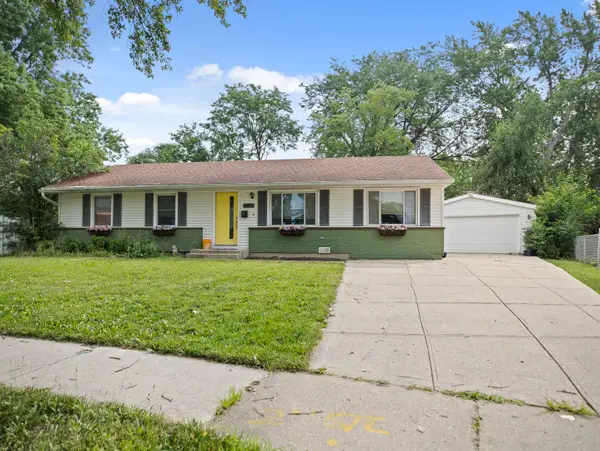 1603 Roder Court, Streamwood, IL 60107