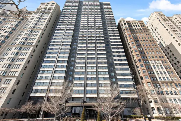 1440 N Lake Shore Drive #18G, Chicago, IL 60610