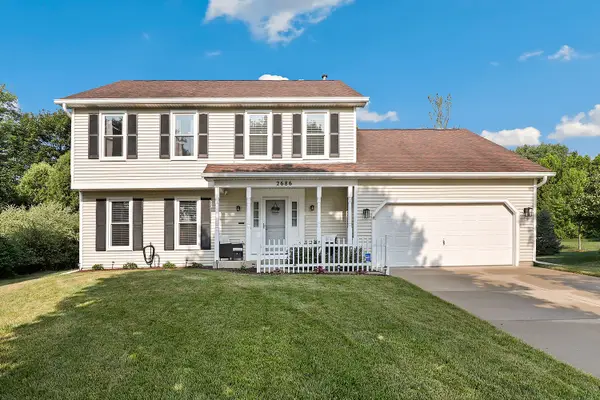 2686 Le Baron Court, Geneva, IL 60134
