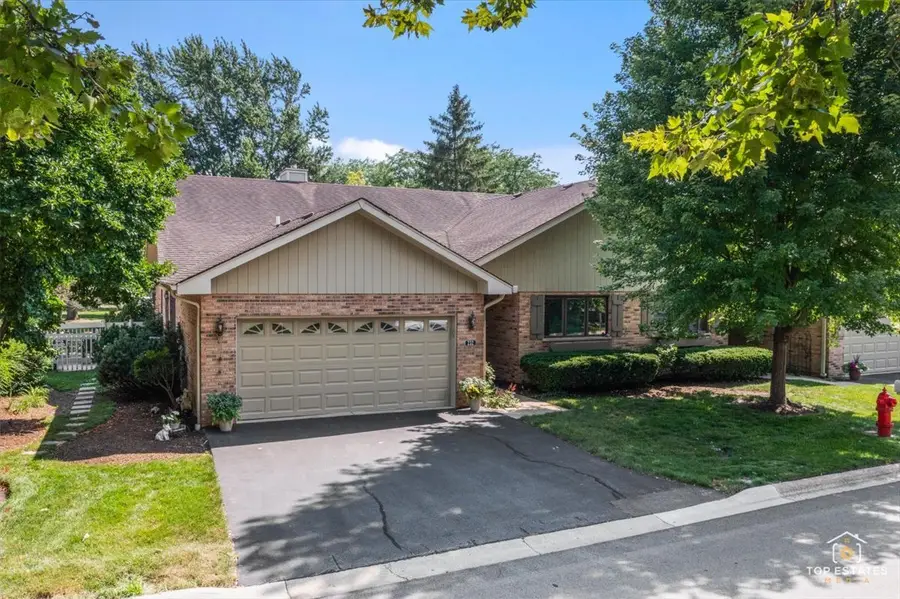 232 Royal Lane #232, Bloomingdale, IL 60108 - #2