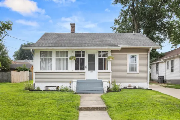 109 W Moore Street, Ottawa, IL 61350