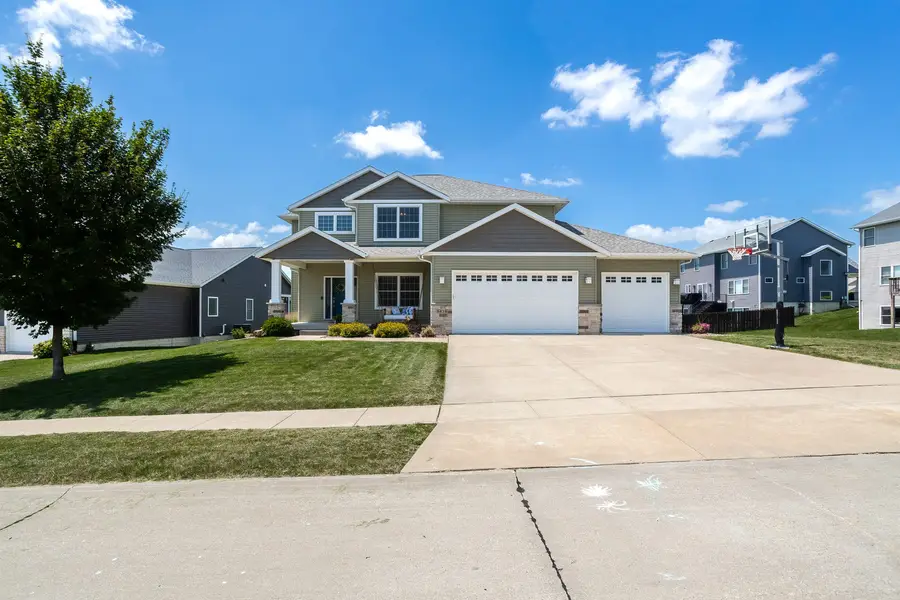5878 Texas Drive, Bettendorf, IA 52722 - #2