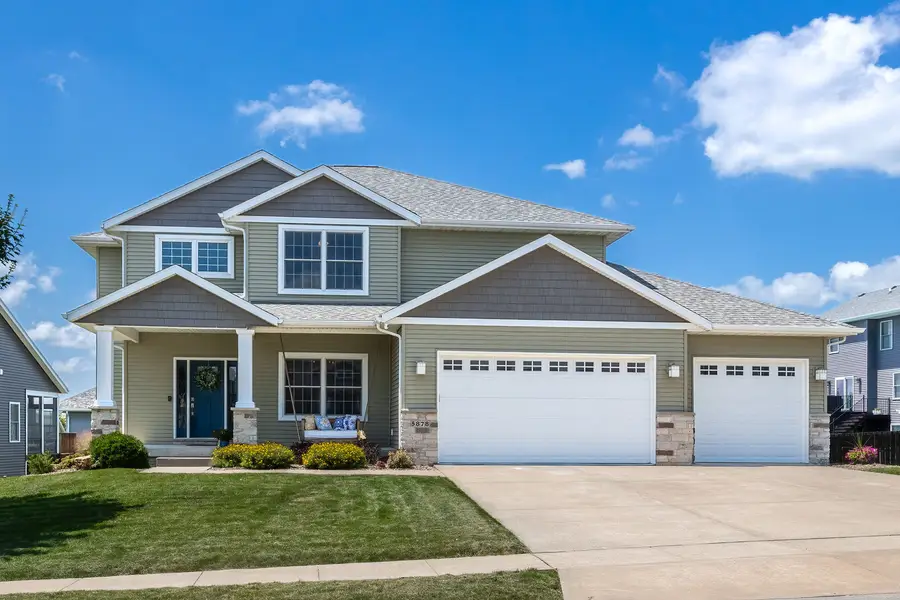 5878 Texas Drive, Bettendorf, IA 52722 - #3