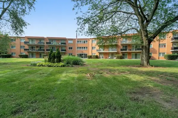940 Holbrook Road #6A, Homewood, IL 60430