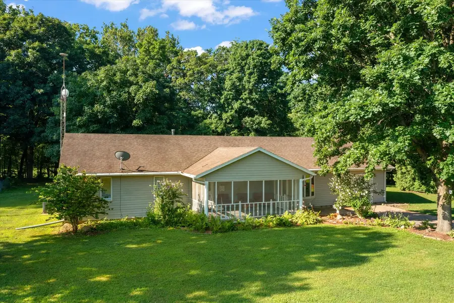 1430 Riverbend Lane, White Heath, IL 61884 - #2