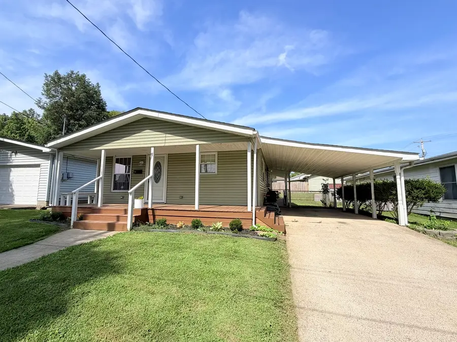 1103 S Hobson Street, Harrisburg, IL 62946 - #3