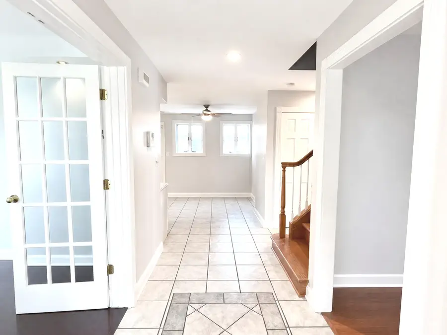1131 E Grant Drive, Des Plaines, IL 60016 - #2