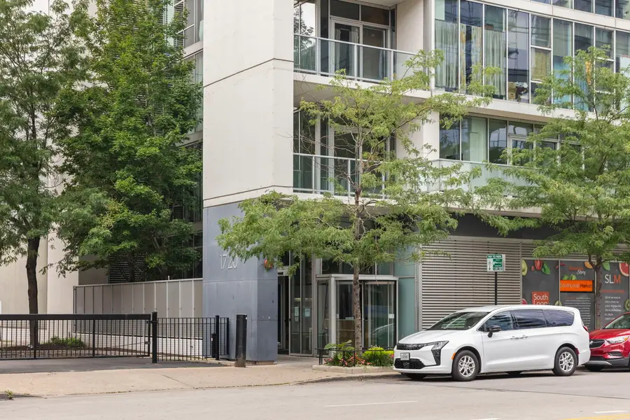 1720 S Michigan Avenue #208, Chicago, IL 60616 - #2