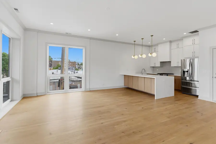 6414 N Francisco Avenue #101, Chicago, IL 60645 - #2