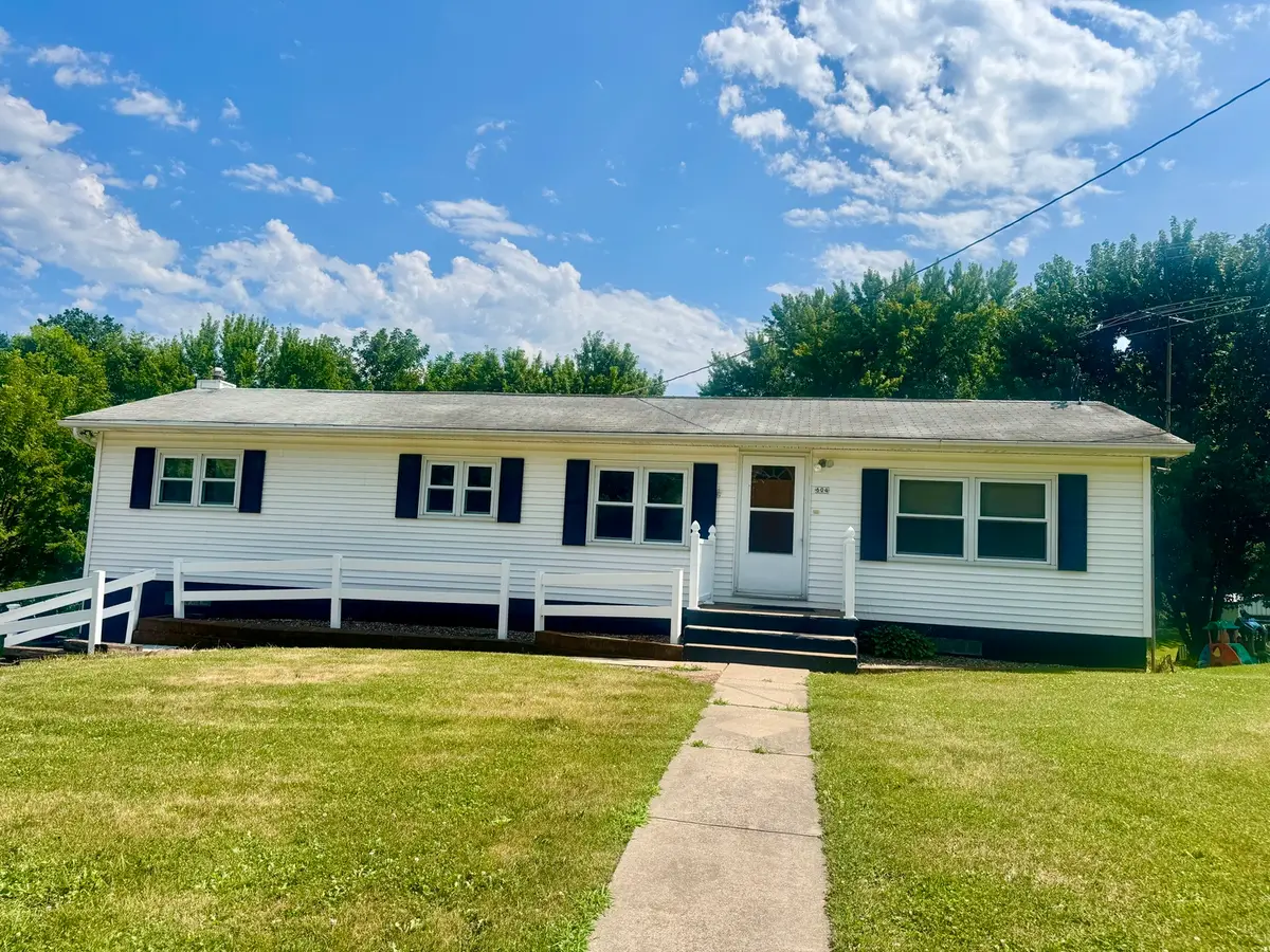 604 Edgington Street, Reynolds, IL 61279 - #1